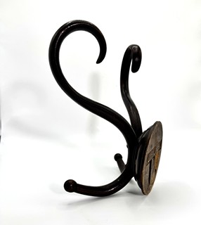 Thonet věšák 