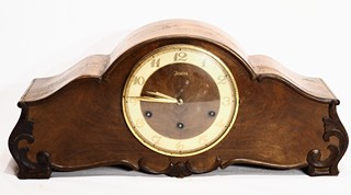 Junghans – krbové hodiny 
