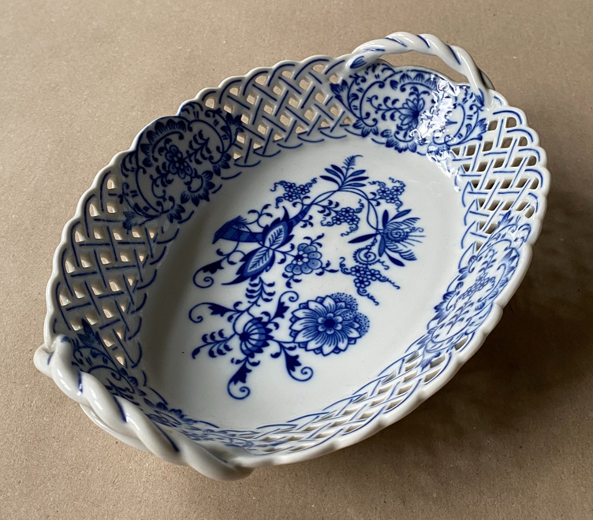 Made in Czechoslovakia - Cibuláková košík na ovoce