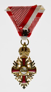 Řád Františka Josefa, Viribus Unitis