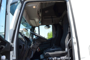IVECO 120E28 EUROCARGO