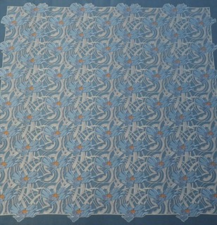 Alfons Mucha (1860 - 1939) - Alfons Mucha šátek - Květiny na modrém pozadí