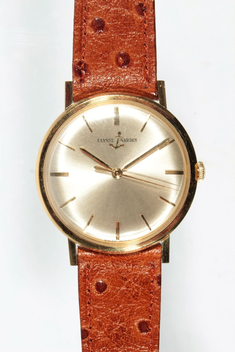 Zlaté náramkové hodinky ULYSSE NARDIN Caliber N65