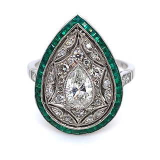 Prsten s diamanty a smaragdy | Art deco | platina |  Československo 1930 | znalecký posudek