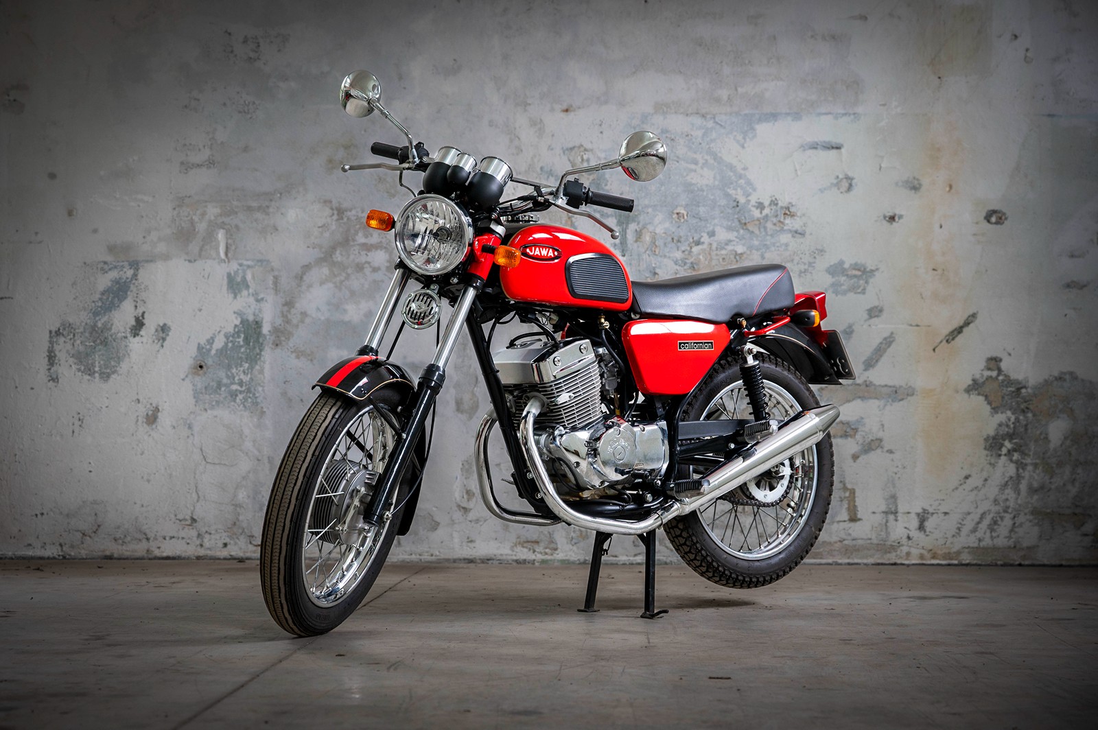 JAWA 250/597 CALIFORNIAN 4T (pouze 10 ks)