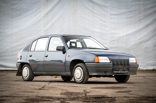 OPEL KADETT 1.3 LS
