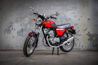 JAWA 250/597 CALIFORNIAN 4T (pouze 10 ks)