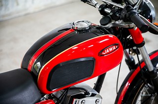 JAWA 250/597 CALIFORNIAN 4T (pouze 10 ks)