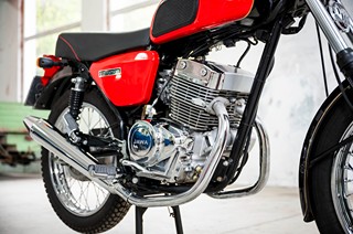 JAWA 250/597 CALIFORNIAN 4T (pouze 10 ks)