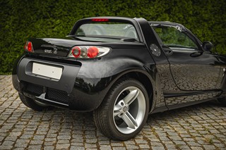 SMART ROADSTER “LIMITED MTV EDITION / JEN 323 KM”