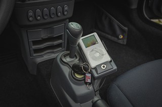 SMART ROADSTER “LIMITED MTV EDITION / JEN 323 KM”