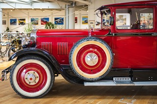 PRAGA GRAND “LUXUSNÍ LIMUZÍNA”