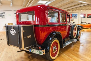 PRAGA GRAND “LUXUSNÍ LIMUZÍNA”