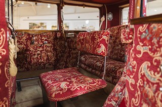 PRAGA GRAND “LUXUSNÍ LIMUZÍNA”