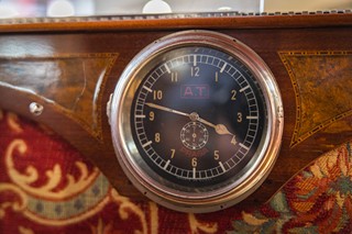 PRAGA GRAND “LUXUSNÍ LIMUZÍNA”