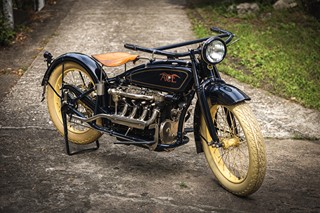 ACE FOUR SPORTING SOLO