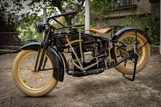 ACE FOUR SPORTING SOLO