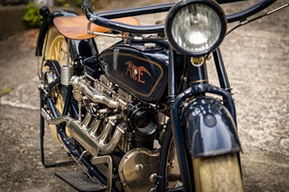 ACE FOUR SPORTING SOLO