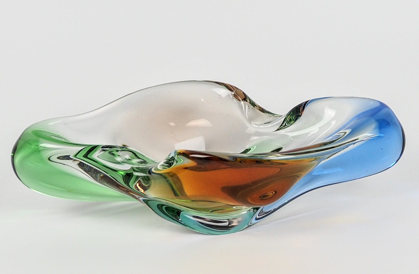 František Zemek – Mísa z hutního skla Rhapsody