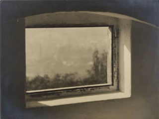 Jan Lauschmann (1901-1991) - OKNO NA ŠPILBERKU