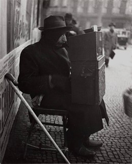 Oldřich Straka (1906-1983) - SOUBOR SEDMI FOTOGRAFIÍ