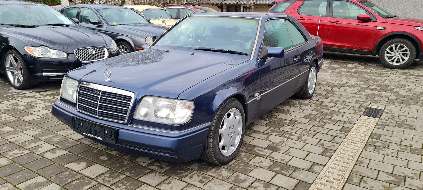 Mercedes Benz 124 coupé