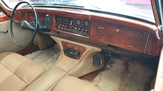 Jaguar Mark X