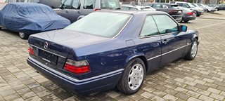 Mercedes Benz 124 coupé