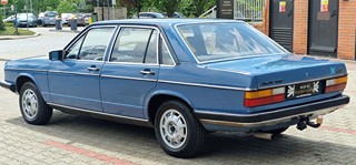 Audi 100