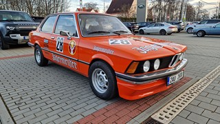 BMW 320 E21