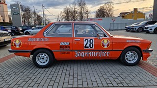 BMW 320 E21