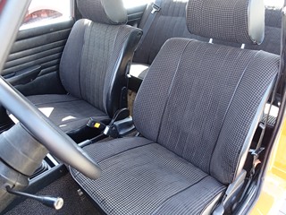 BMW 320 E21