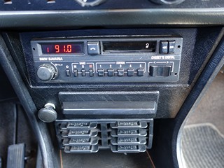 BMW 320 E21