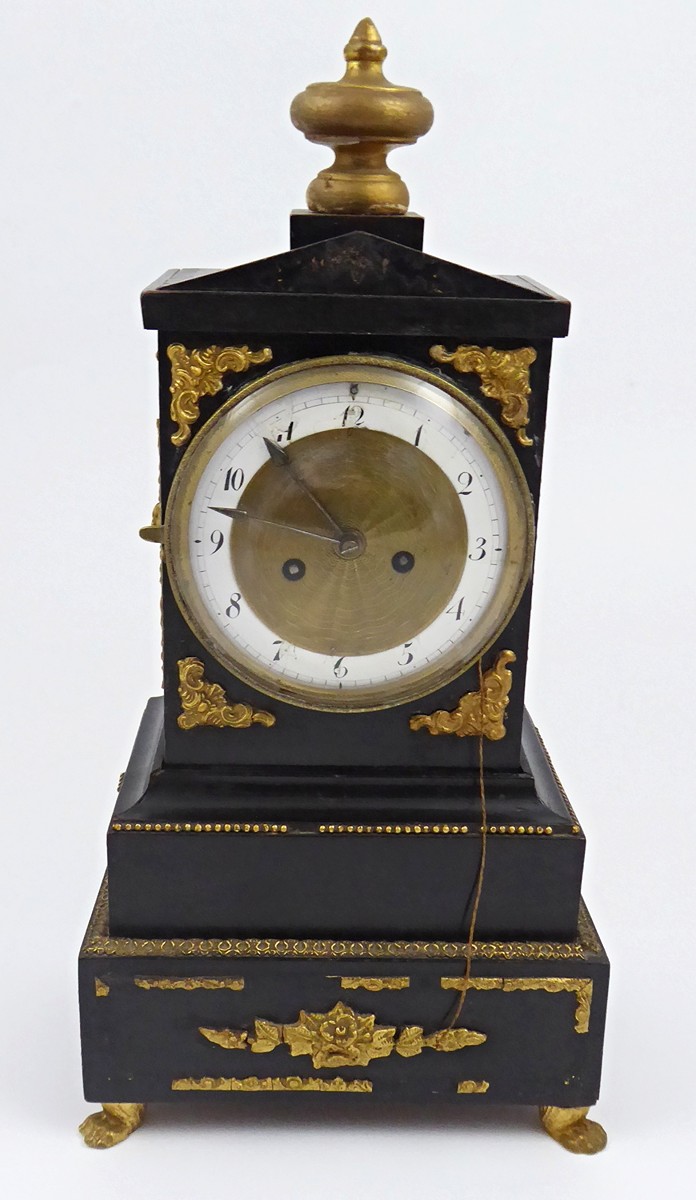 EMPÍROVÉ STOLNÍ PORTÁLOVÉ HODINY