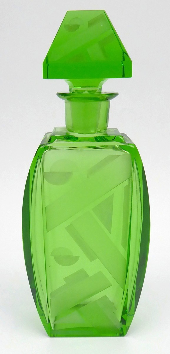 ART DECO KARAFA Z URANOVÉHO SKLA