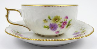 KVĚTINOVÝ ŠÁLEK S RELIÉFNÍ STRUKTUROU - ROSENTHAL, SANSSOUCI