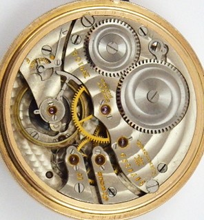 ZLACENÉ KAPESNÍ HODINKY - HAMPDEN WATCH CO., USA