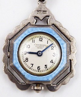 STŘÍBRNÉ DÁMSKÉ ZÁVĚSNÉ HODINKY - CARL F. BUCHERER