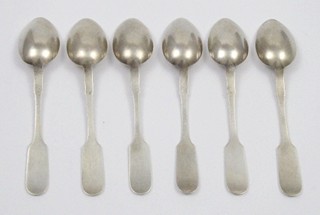 ŠEST STŘÍBRNÝCH LŽIČEK SE SPASSKOU VĚŽÍ V MOSKVĚ - ARMÉNIE