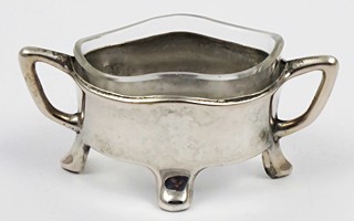 MALÁ STŘÍBRNÁ ŽARDINIÉRA NA KOŘENÍ, OLIVY, MAJONÉZU A JINÉ