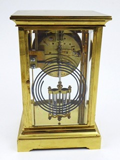 SKŘÍŇKOVÉ MOSAZNÉ HODINY SE RTUŤOVÝM KYVADLEM - DUVERDREY & BLOQUEL