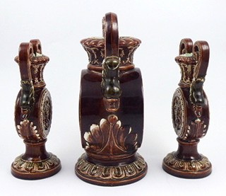 KERAMICKÉ KRBOVÉ HODINY S PÁROVÝMI VÁZAMI