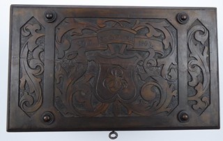 TRUHLIČKA NA CENNOSTI V RENESANČNÍM STYLU