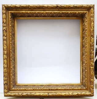 GALERIJNÍ ZLATÝ RÁM S AKANTY A LISTY VAVŘÍNU