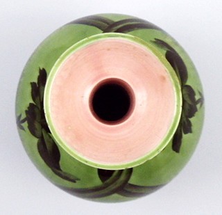 SECESNÍ VYSOKÁ VÁZA S KOSATCI - JULIUS DRESSLER, BĚLÁ