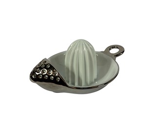 Designový odšťavňovač na citrusy