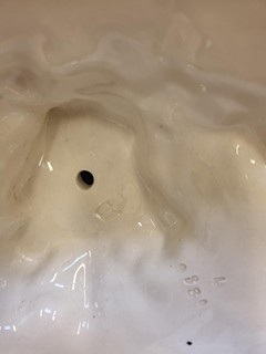 Bernard Bloch - Putto s nádhernou kyticí