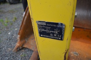 LIUGONG 926F PÁSOVÉ RYPADLO + PŘÍSLUŠENSTVÍ