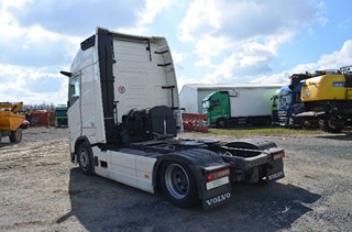 VOLVO FH 460