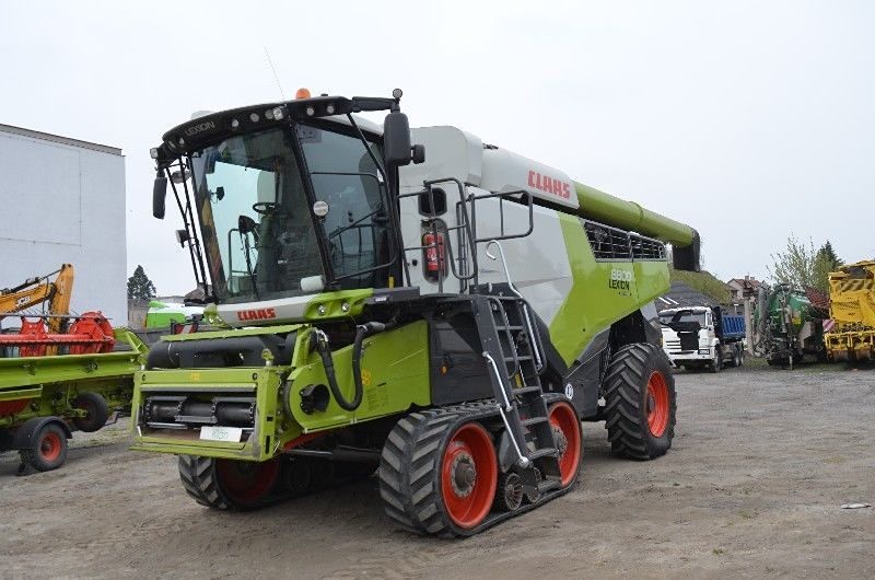 CLAAS C86 LEXION 8800 + CLAAS 1230 - PÁSOVÝ KOMBAJN + LIŠTA